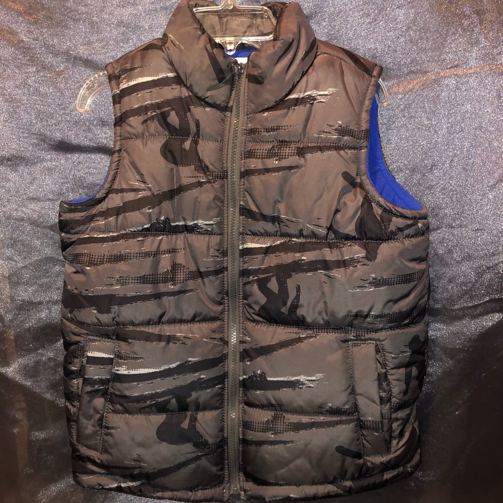 Old Navy Boys Medium Puffer Vest